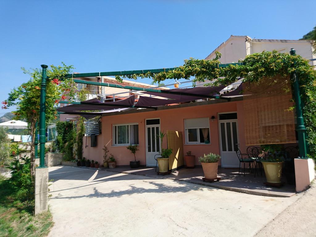 Apartments Leko Zuljana Ngoại thất bức ảnh
